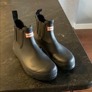 Hunter boots size 8 Chelsea